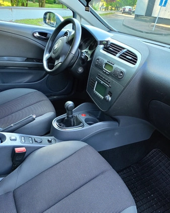 Seat Leon cena 25000 przebieg: 94192, rok produkcji 2008 z Sochaczew małe 29